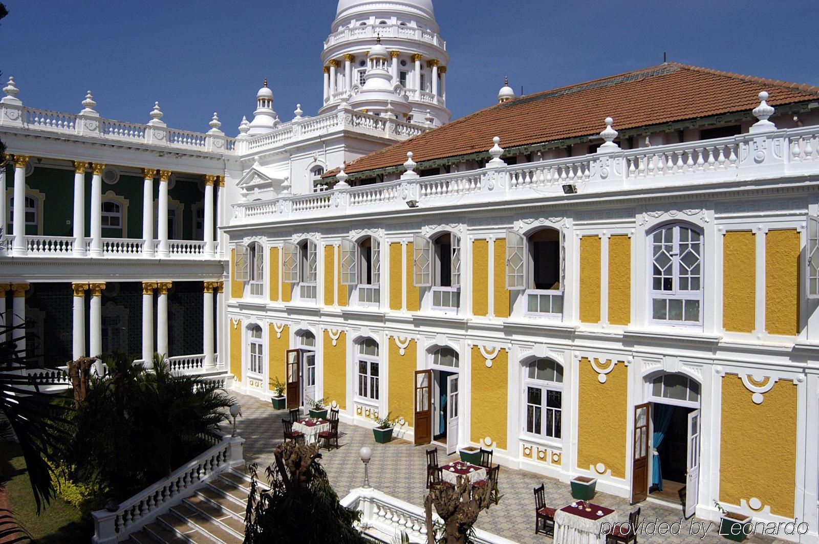 Lalitha Mahal Palace Hotel Maiçor Exterior foto