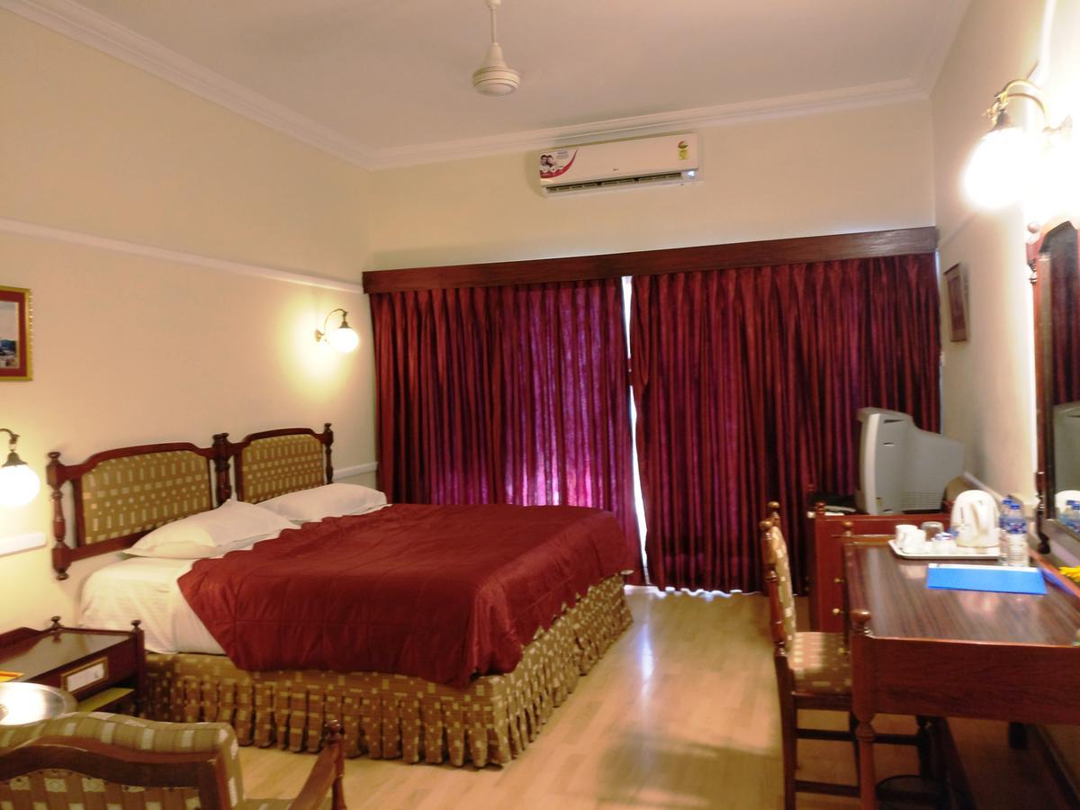 Lalitha Mahal Palace Hotel Maiçor Exterior foto